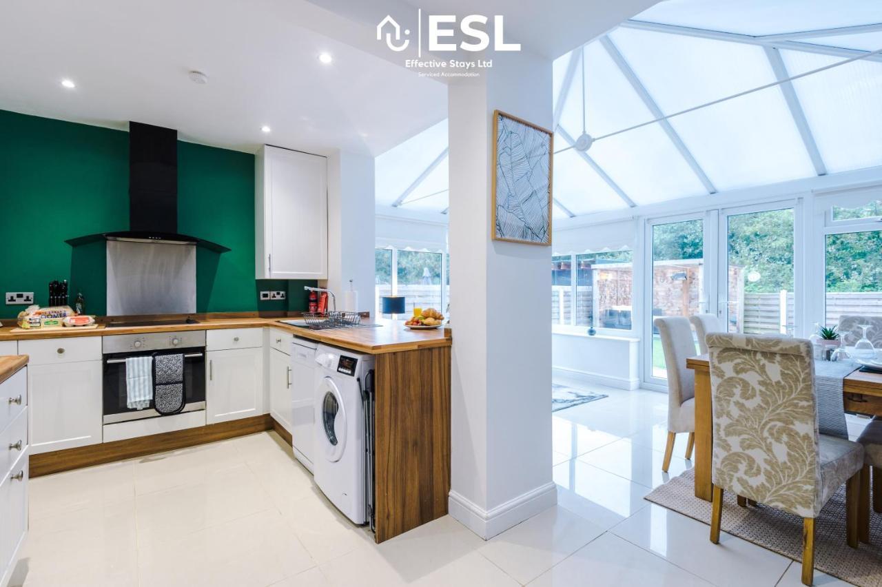 Open Plan - 3 Bedroom House - Garden And Outdoor Seating - Driveway Parking - Short Drive To City Centre Saughall Εξωτερικό φωτογραφία