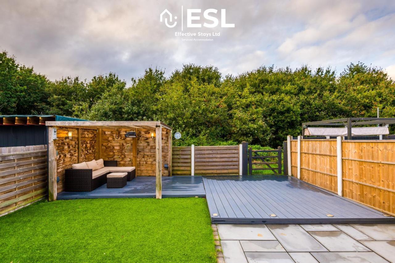 Open Plan - 3 Bedroom House - Garden And Outdoor Seating - Driveway Parking - Short Drive To City Centre Saughall Εξωτερικό φωτογραφία